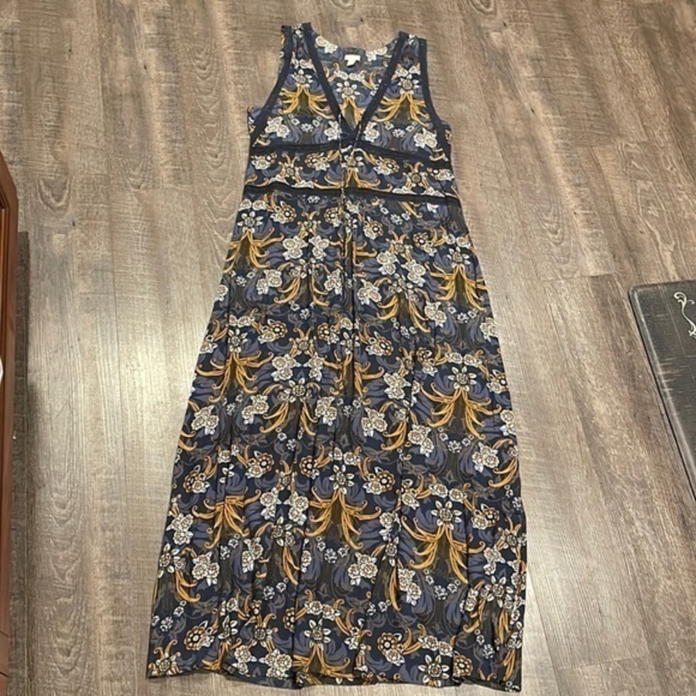 Hinge floral maxi dress size Large